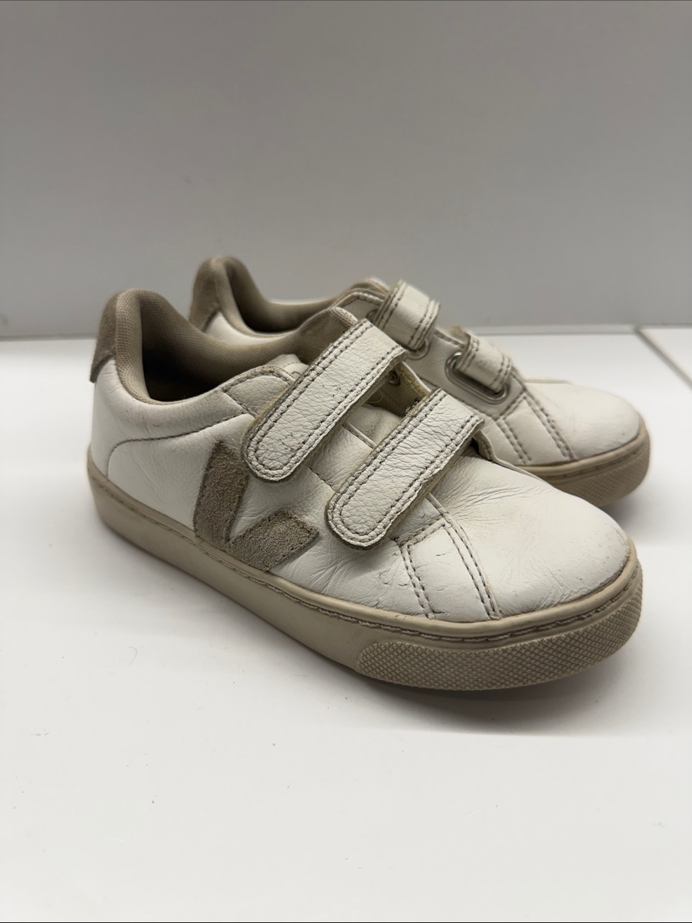 Used Veja Kids White Velcro Sneakers Size 12.5